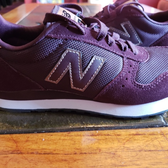Kids New Balance shoes size 6 - Picture 2 of 5